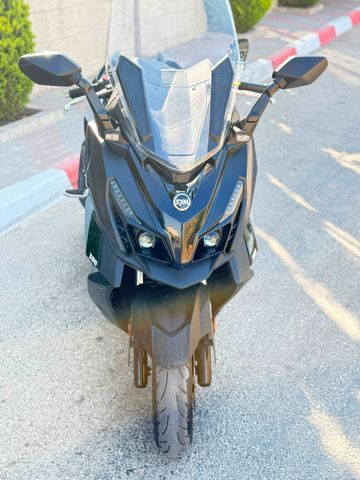 מודעת רכב סאן יאנג קרוזים 300 אלפא