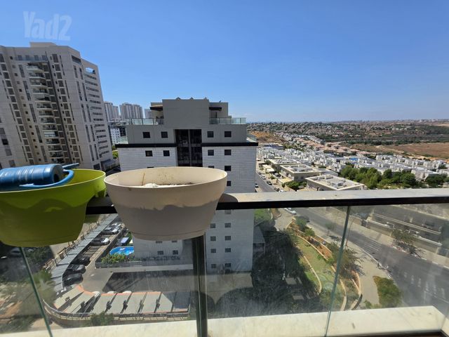 דליה רביקוביץ' 1