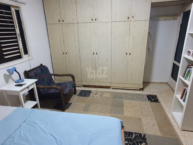 Herzliya, Israel 4