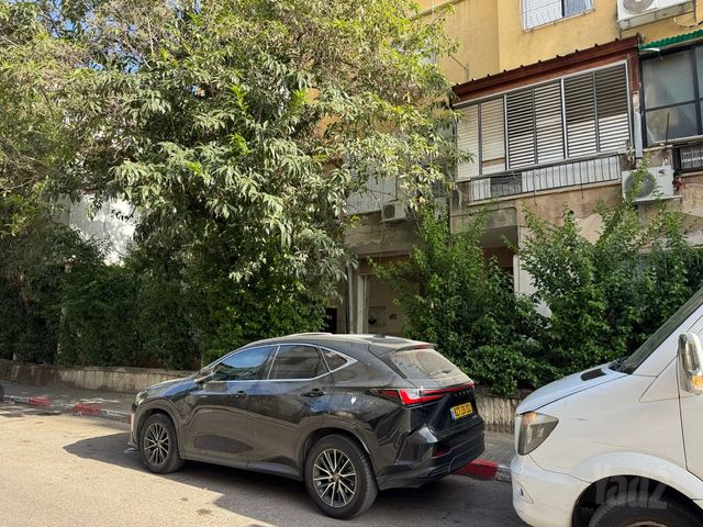 בעל שם טוב 