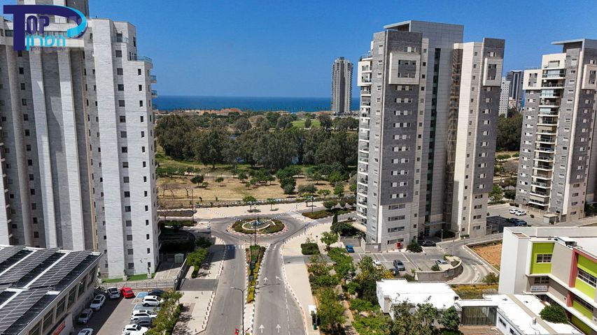 אמנון ליפקין שחק 