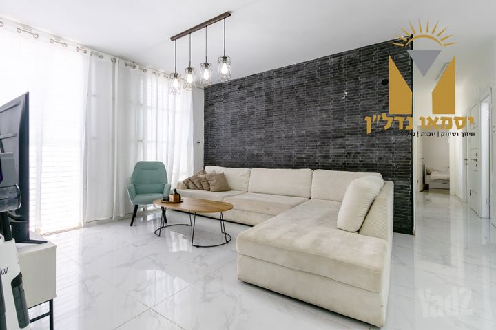שלום שבזי 