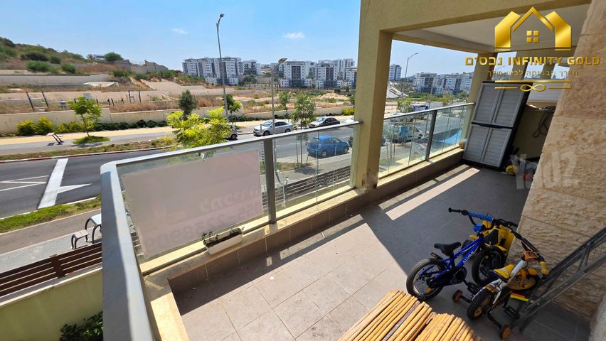 דירה, החורש, חריש