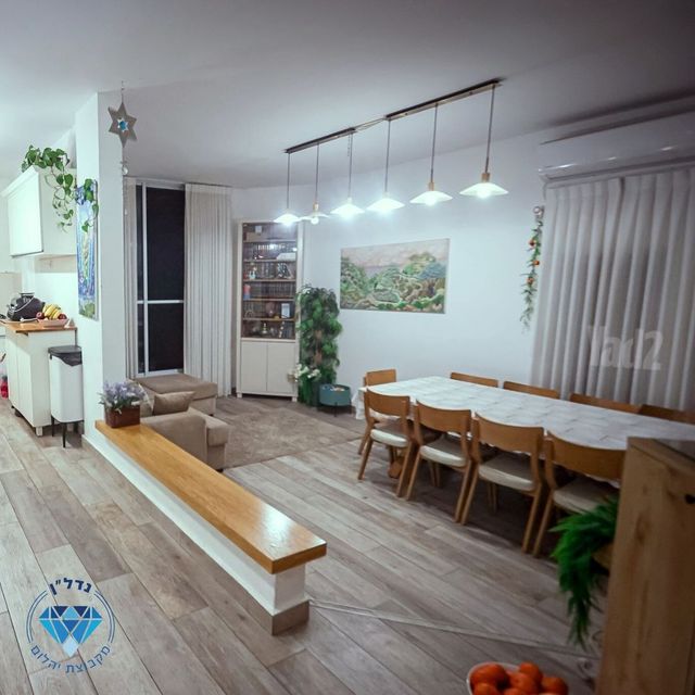הצנחנים 
