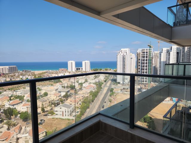 הפריגטה 21