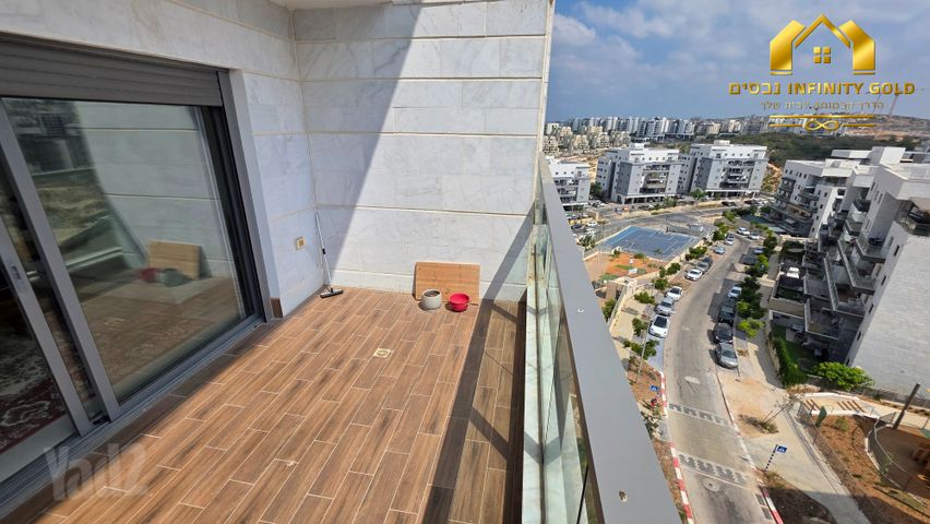 כלנית 