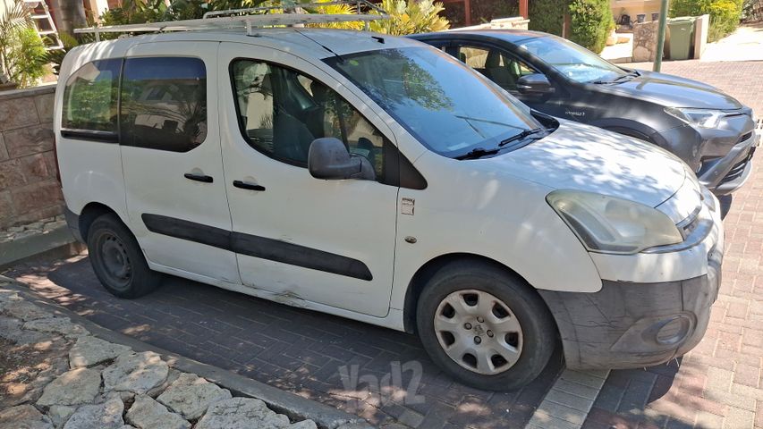 ברלינגו  Comfort ידני דיזל מיניוואן / MPV 5 מק 4 דל 1.6 (75 כ״ס) [2012-2016]