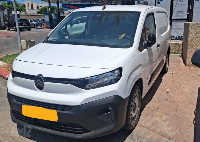 ברלינגו  Maxi אוט׳ דיזל וואן גדול 3 מק 5 דל 1.5 (130 כ״ס)