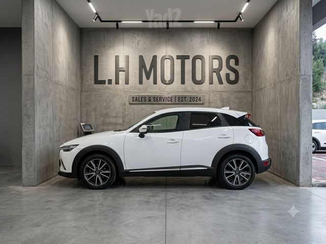 מודעת רכב מאזדה CX-3