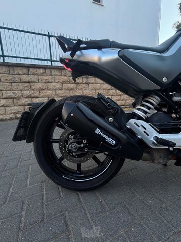מודעת רכב הוסקוורנה SVARTPILEN 250