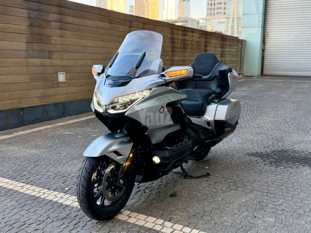 מודעת רכב הונדה GL1800 גולד-ווינג