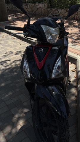 מודעת רכב סאן יאנג סימפוני 125
