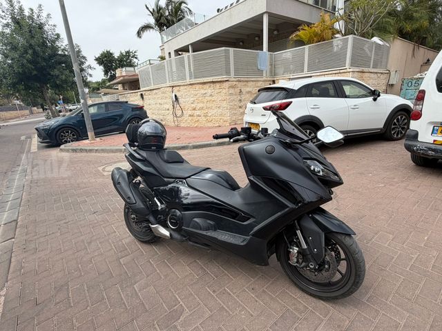 מודעת רכב ימאהה Tmax 560