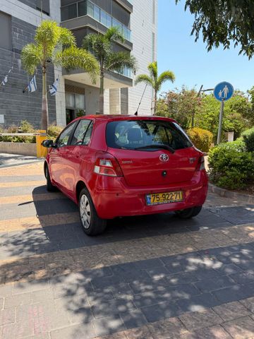 מודעת רכב טויוטה יאריס