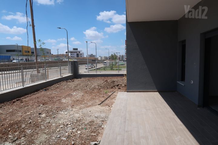 יצחק שמיר 145