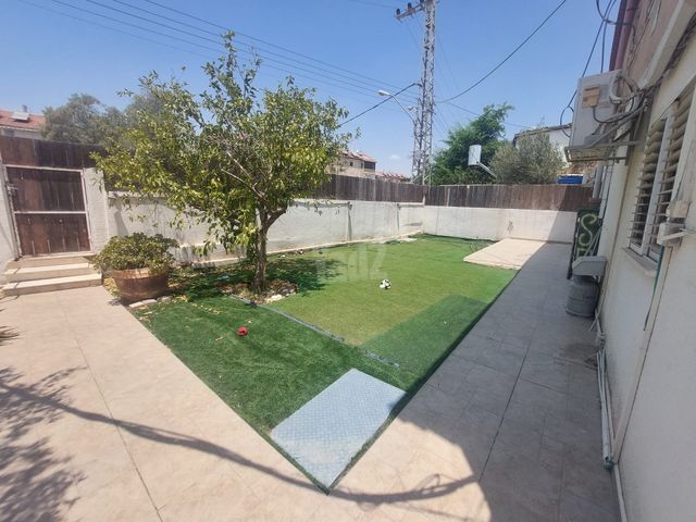 גאולים 36