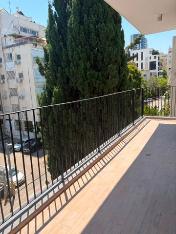פרופ' שור 