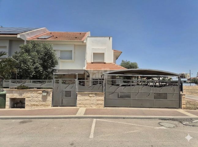 דו משפחתי, עפולה