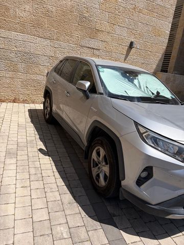 מודעת רכב טויוטה RAV4