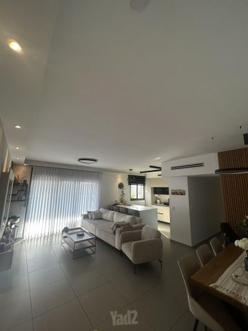 אלברט איינשטיין 25