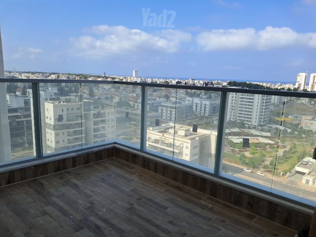 הצנחנים 5