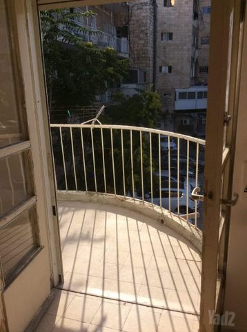 יפו 70
