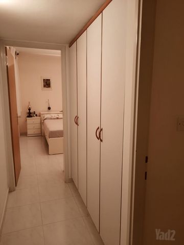 השריון 4