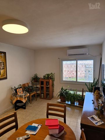 שדרות ירושלים 56