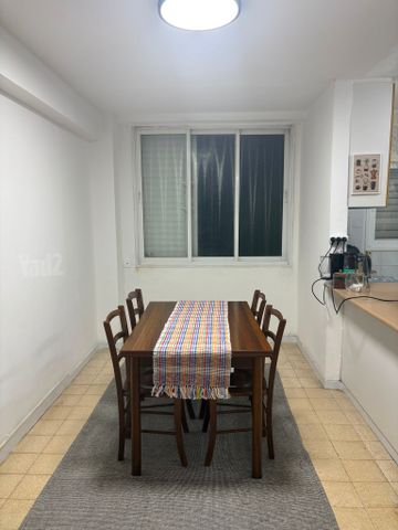 יבנה 14