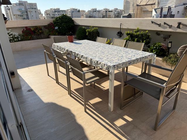 נווה אביבים