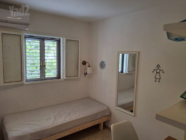Herzliya, Israel 3
