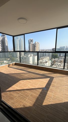 הקוממיות 14
