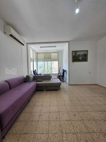 מרכז העיר, סביניה, הוותיקה