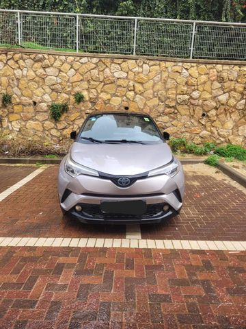 מודעת רכב טויוטה C-HR