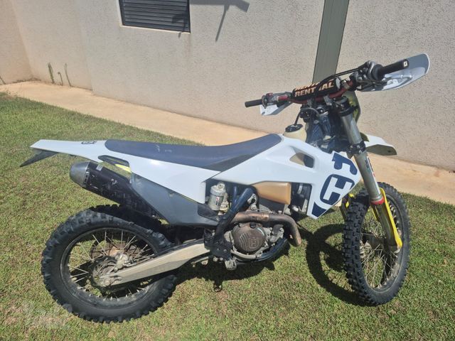 מודעת רכב הוסקוורנה FE350