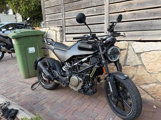 מודעת רכב הוסקוורנה SVARTPILEN 250