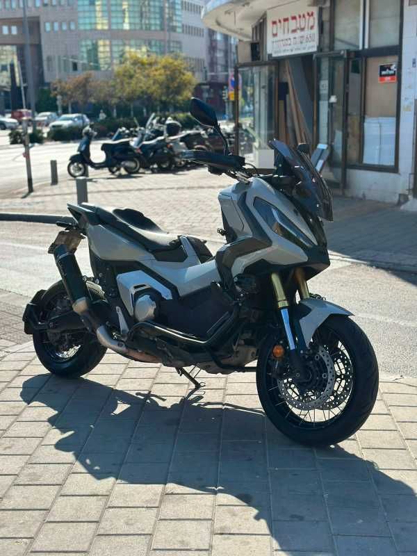 מודעת רכב הונדה X-ADV750