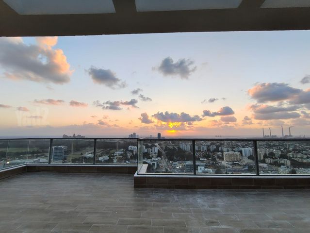 הרברט סמואל 30