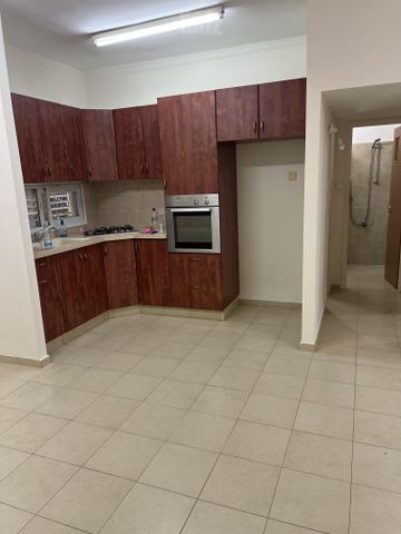 שדרות ירושלים 32