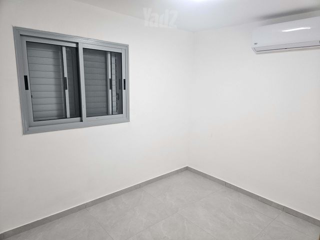 הגפן 19