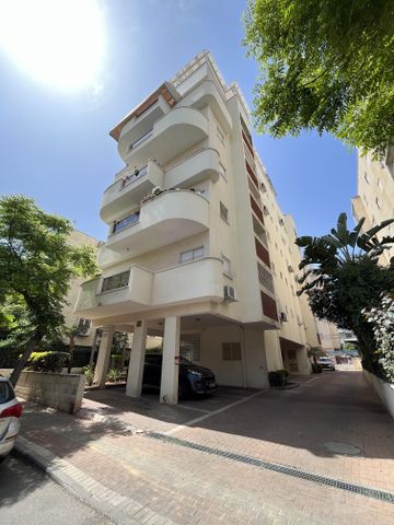 Petah Tikva, Israel 2