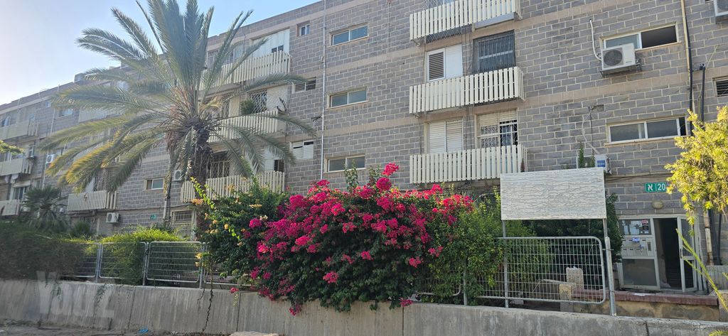 דירה, שכונה ד', באר שבע