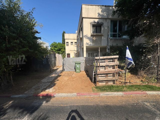 גרנדוס 18