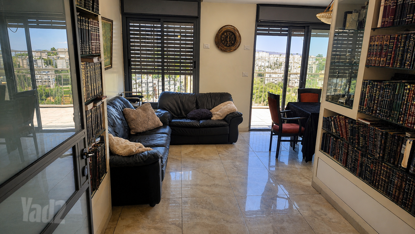 דירה למכירה בירושלים (תיווך) — 4