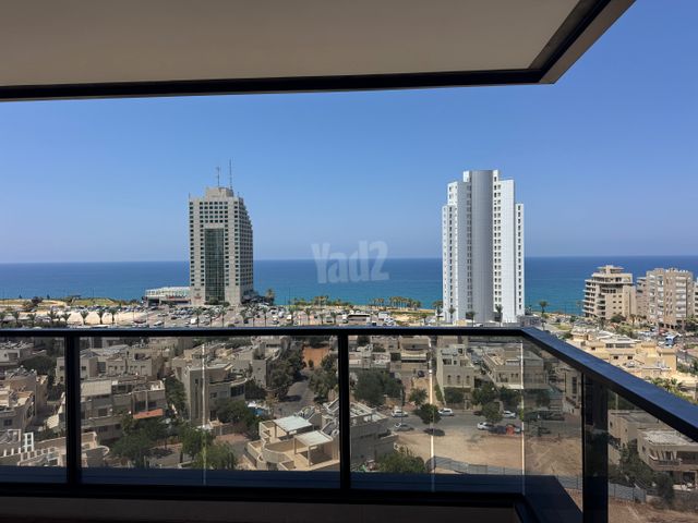 דר' ישראל בורגנסקי 