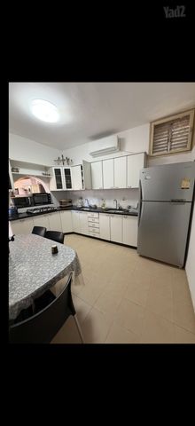 בית פרטי/ קוטג', רמות ויצמן, יבנה