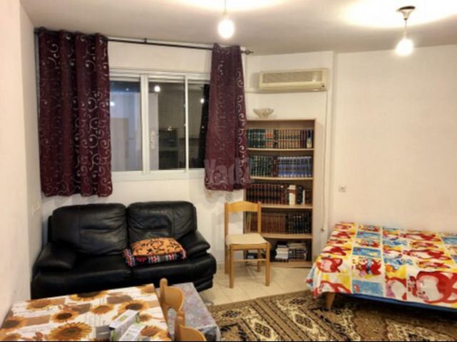 יד ושם 24