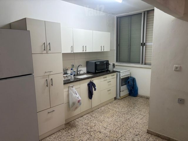 אחד העם 105