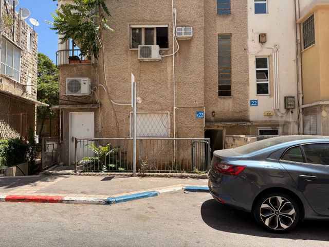בן יהודה 22