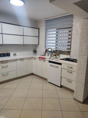 הבוסתן 13